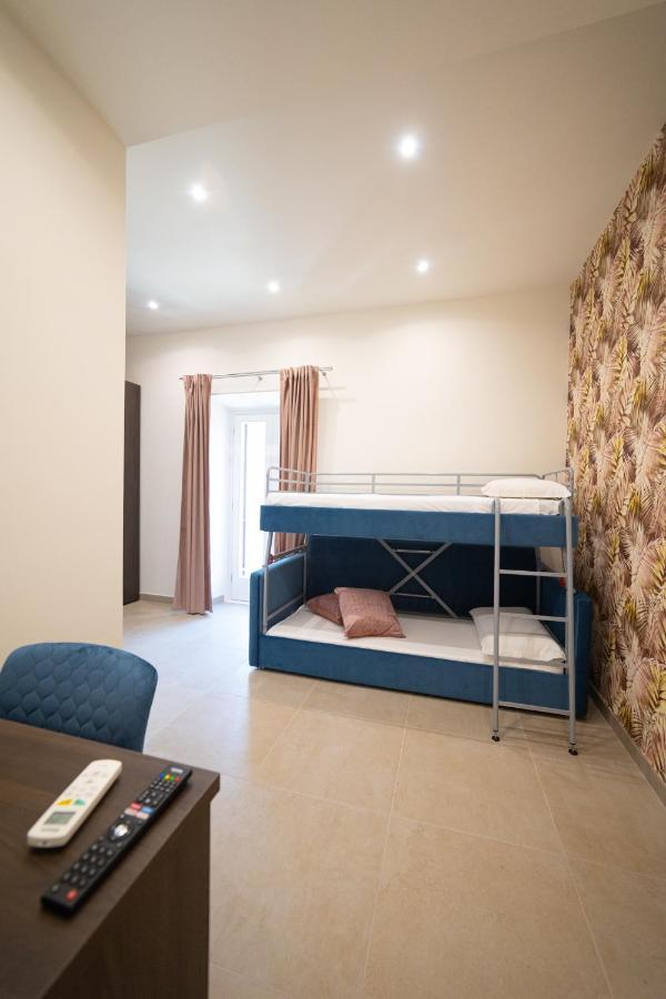 Numisia Guest House 테라치나 외부 사진
