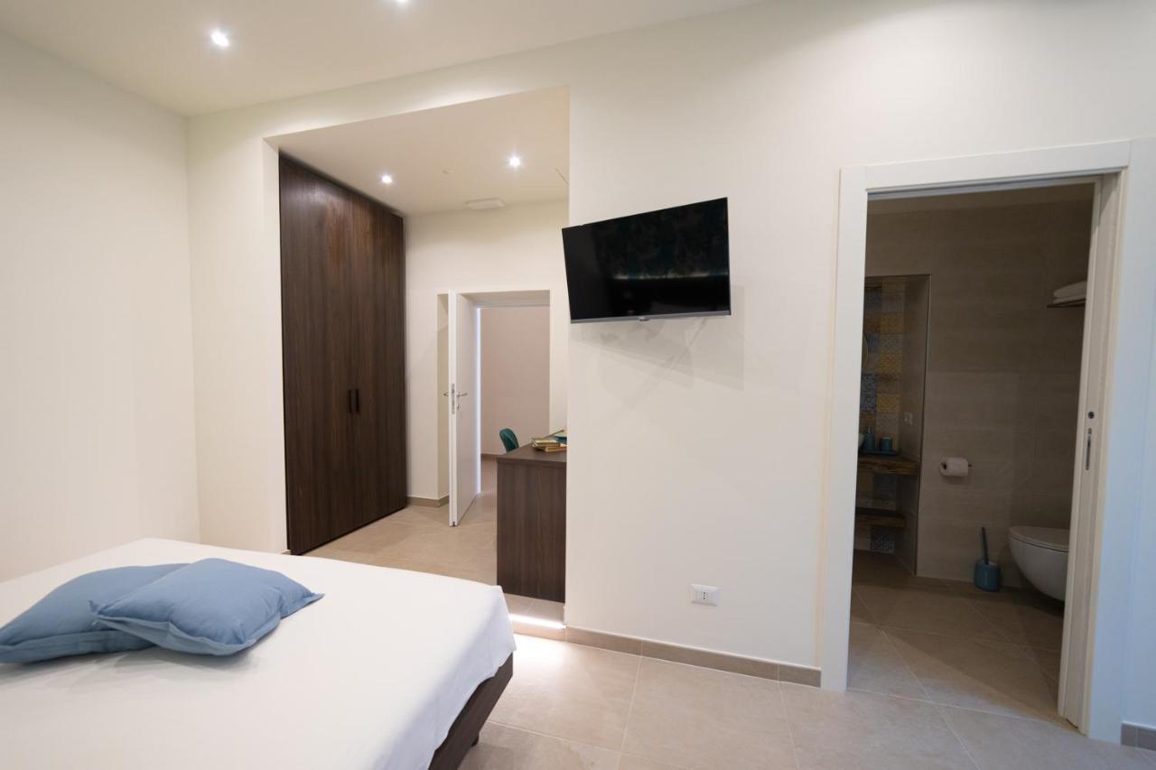 Numisia Guest House 테라치나 외부 사진